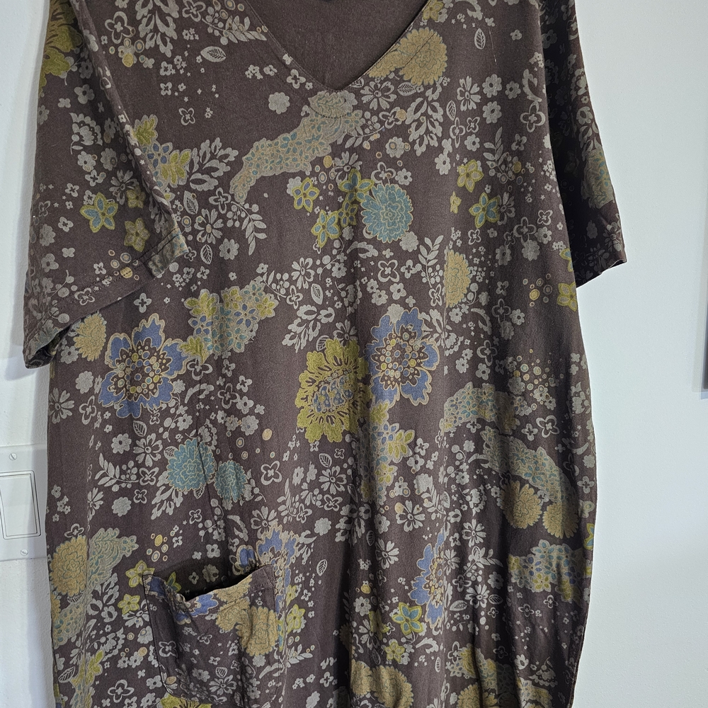 Floral Patterned Brown Shirt